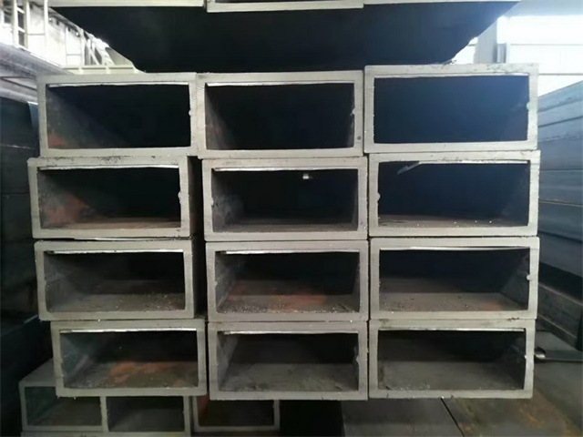 康马Q235冷拔方管材质特点 适用工程场景分析